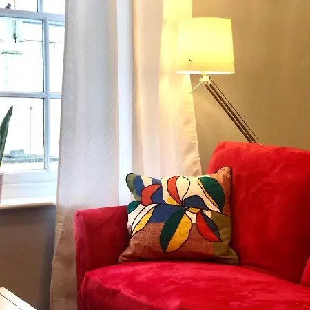 Lido's View Apartment *