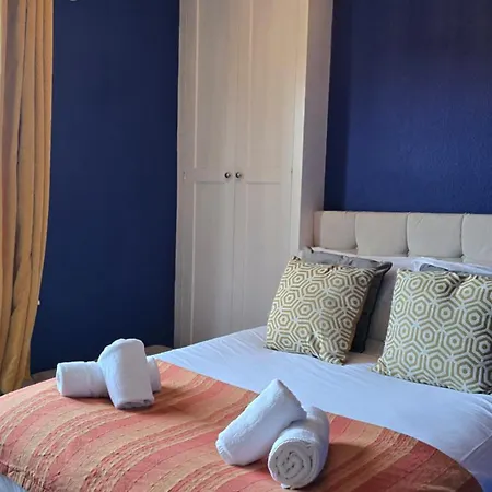 Lido's View - Free Parking Apartment Bristol