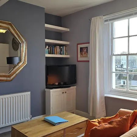 Lido's View - Free Parking Bristol