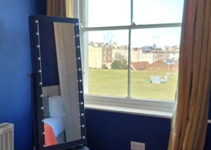 Lido's View - Free Parking Bristol